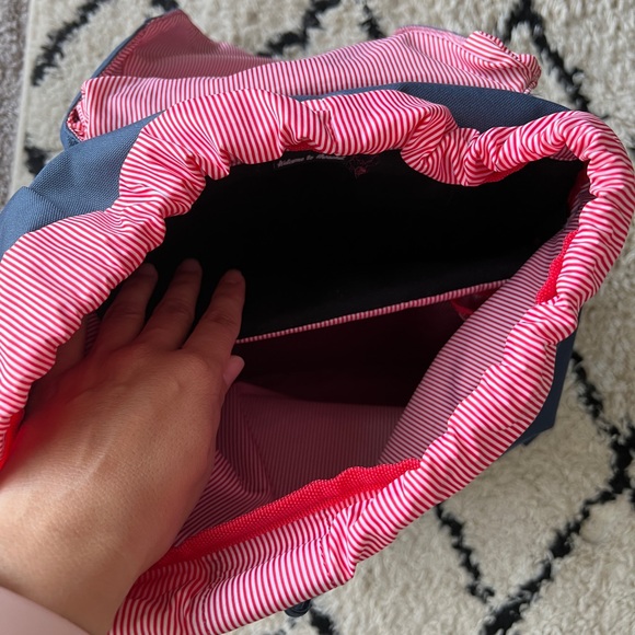 Herschel Retreat Backpack - Picture 4 of 7